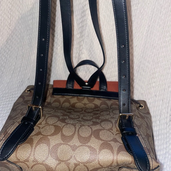 Coach Bags Coach Kleo Backpack In Signature Canvas Poshmark